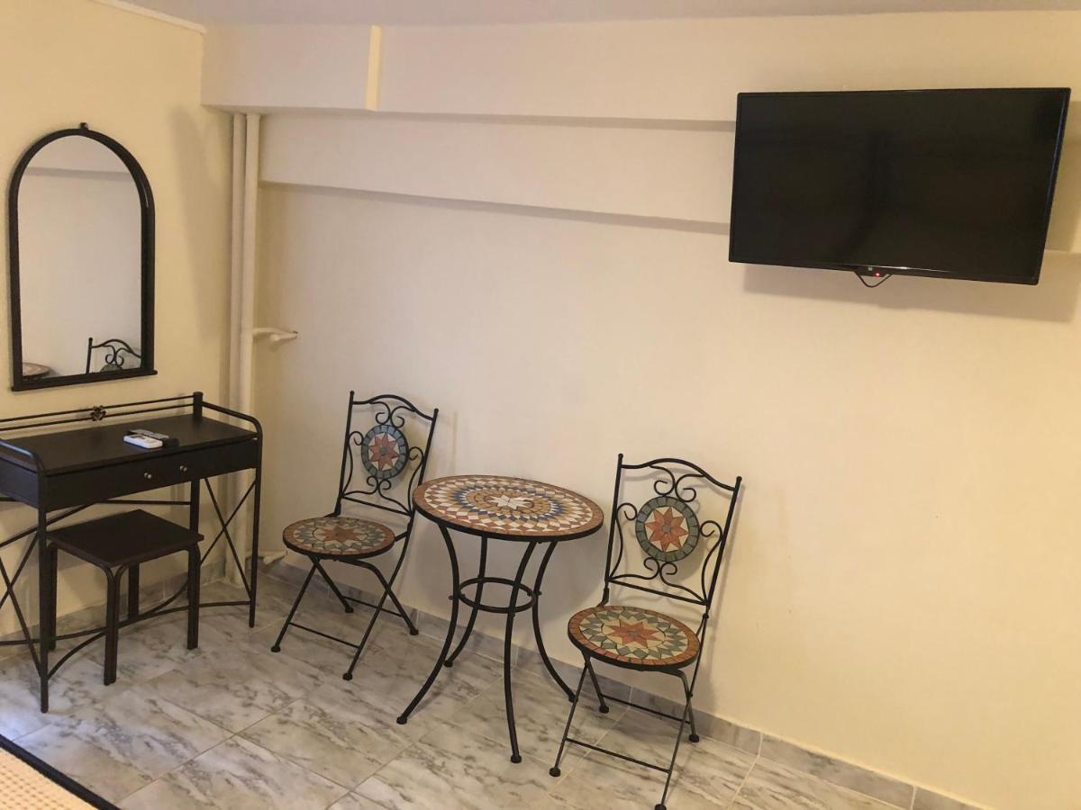 Nikolakakis Rooms Lavrio Εξωτερικό φωτογραφία