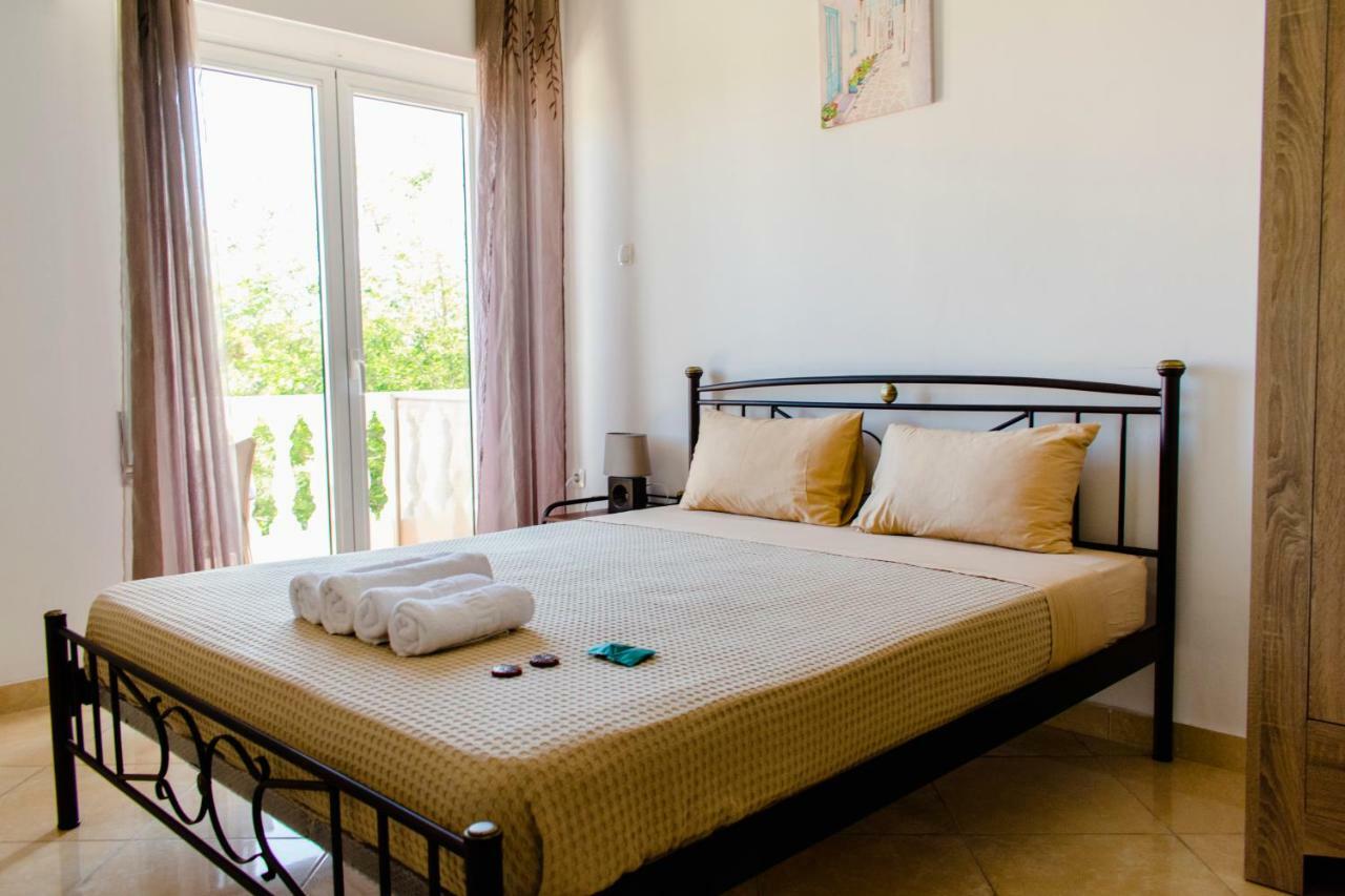 Nikolakakis Rooms Lavrio Εξωτερικό φωτογραφία